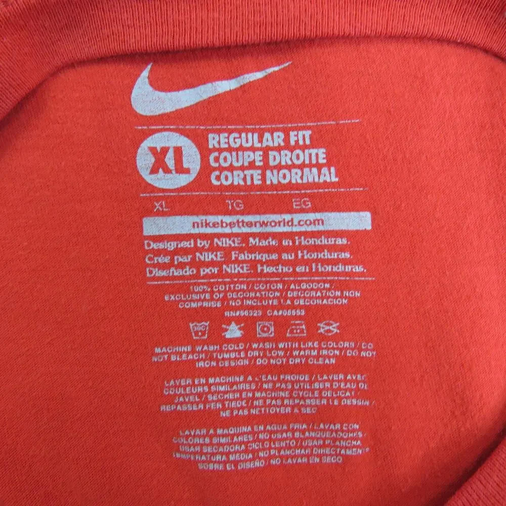 Nike Men's Red Graphic T-Shirt Crewneck Graphic Tee XL Streetwear Athletic Bloke